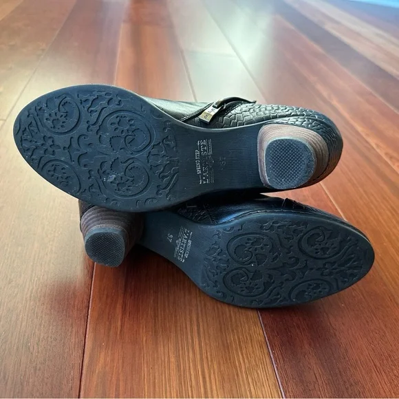 Spring Step L’Artiste Carisa leather bootie in black size EU37. - Picture 7 of 7